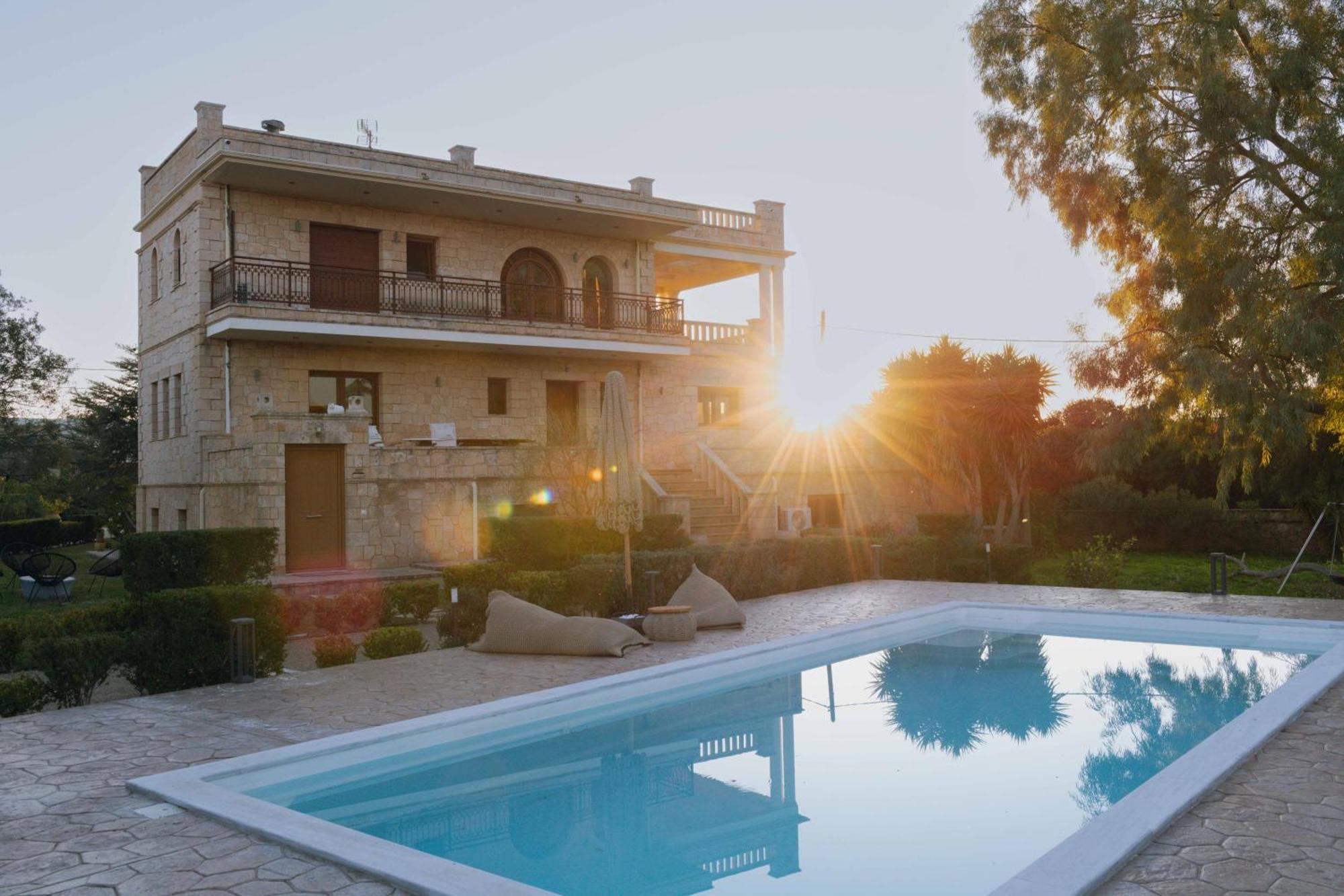 Seaside "Stone & Light Villa Ii" Close To Aegina City Khloi Exterior foto